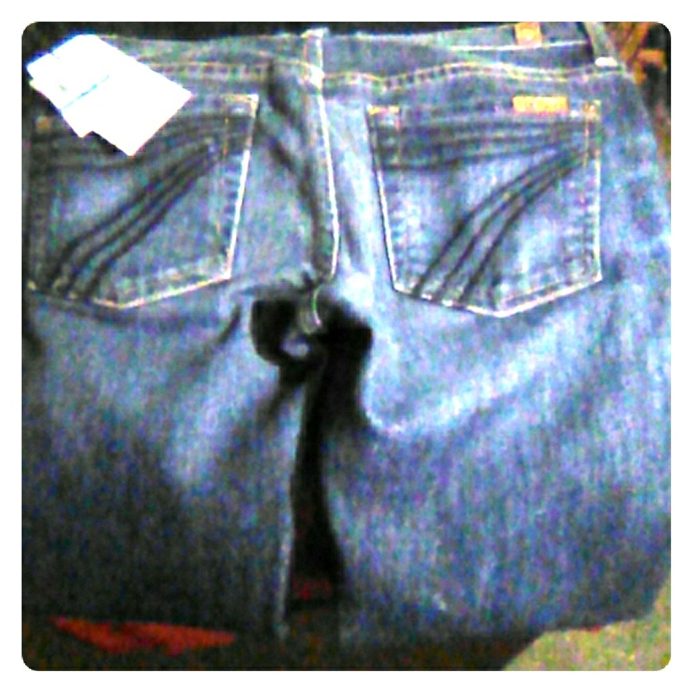 Seven for all mankind